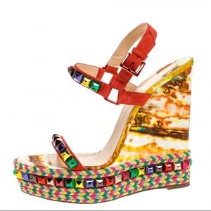 Louboutin Wedges 39 🌈 ❤️‍🔥